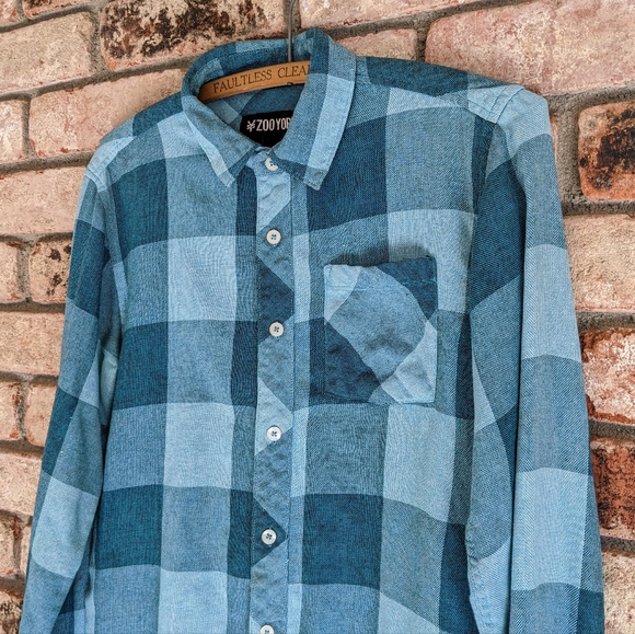 💙 Zoo York Blue Teal Checkered Plaid Shirt Size Small - Picture 2 of 8